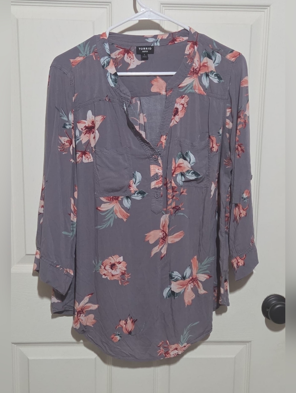 torrid Dusty Mauve Floral Henley Blouse with Pink & Teal Accents